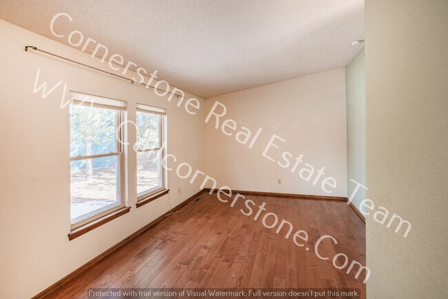 Building Photo - 7715 Chateau Ct