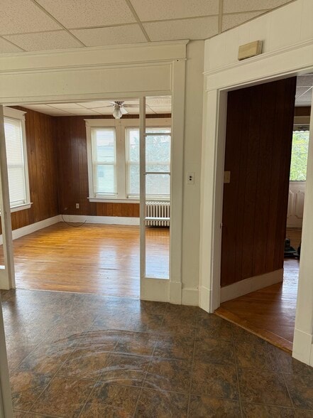 Building Photo - 151 Walnut St