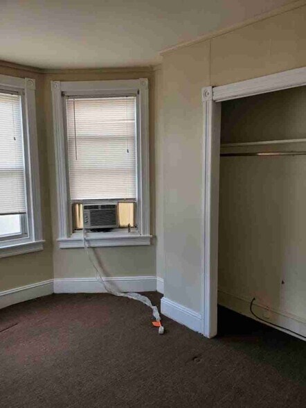 Building Photo - 121 Pusey Ave