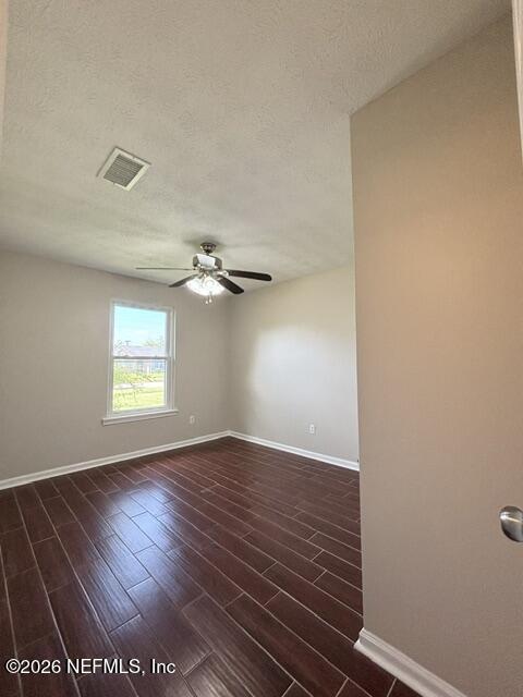 Building Photo - 1747 Papaya Dr N