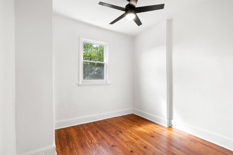 Building Photo - 2528 S 63rd St