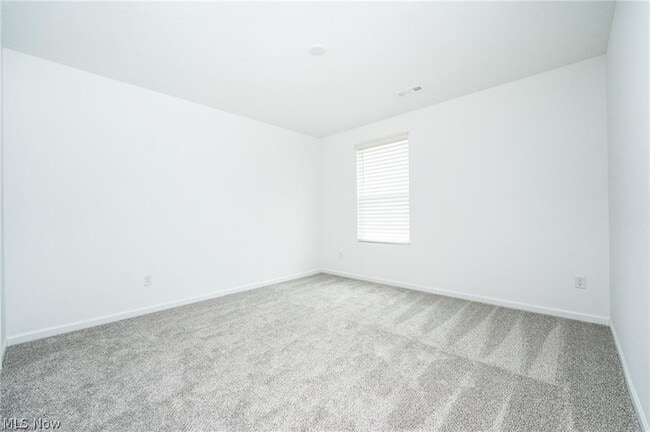 Building Photo - 98 Brewster Dr