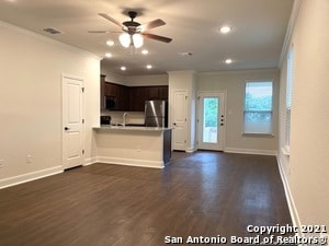 Building Photo - 2214 Sandlewood Cv