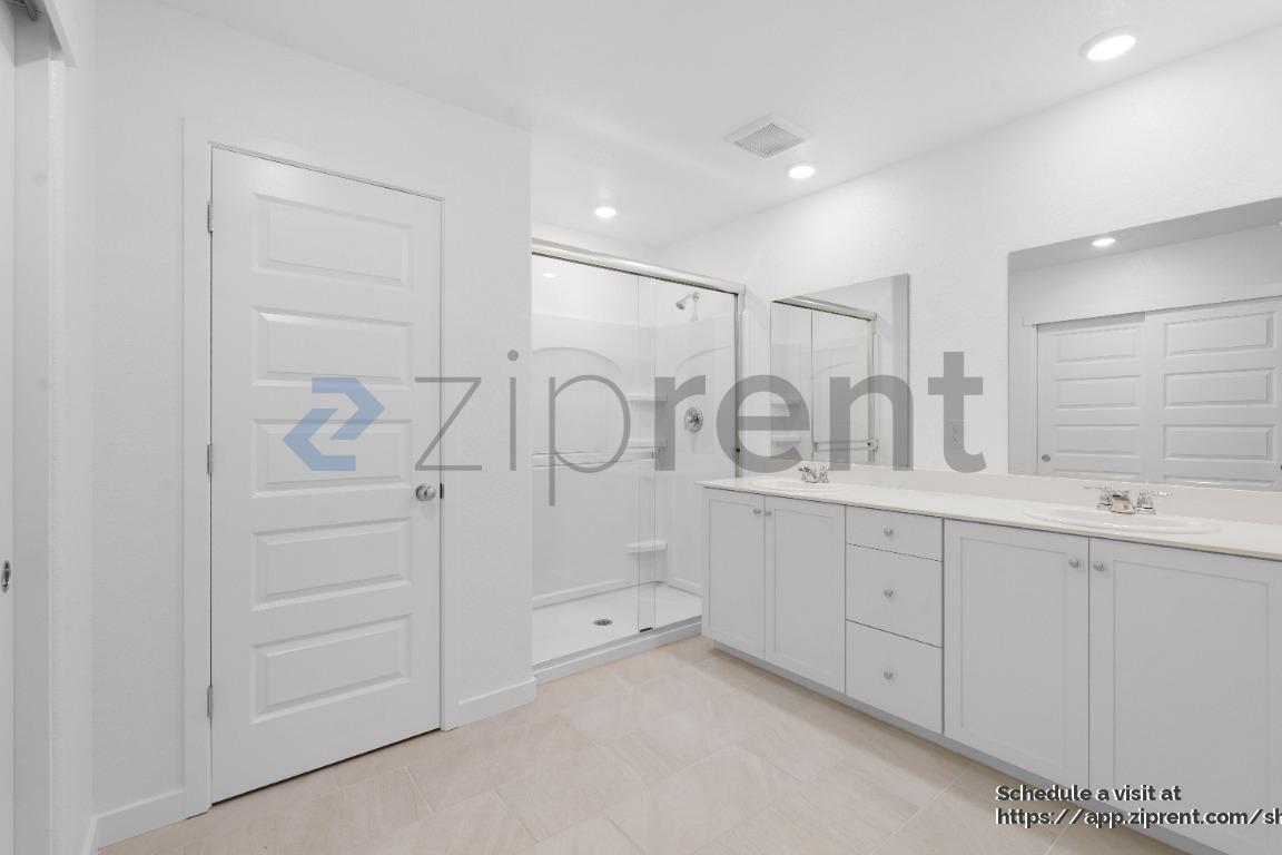 Building Photo - 8495 Anker Wy