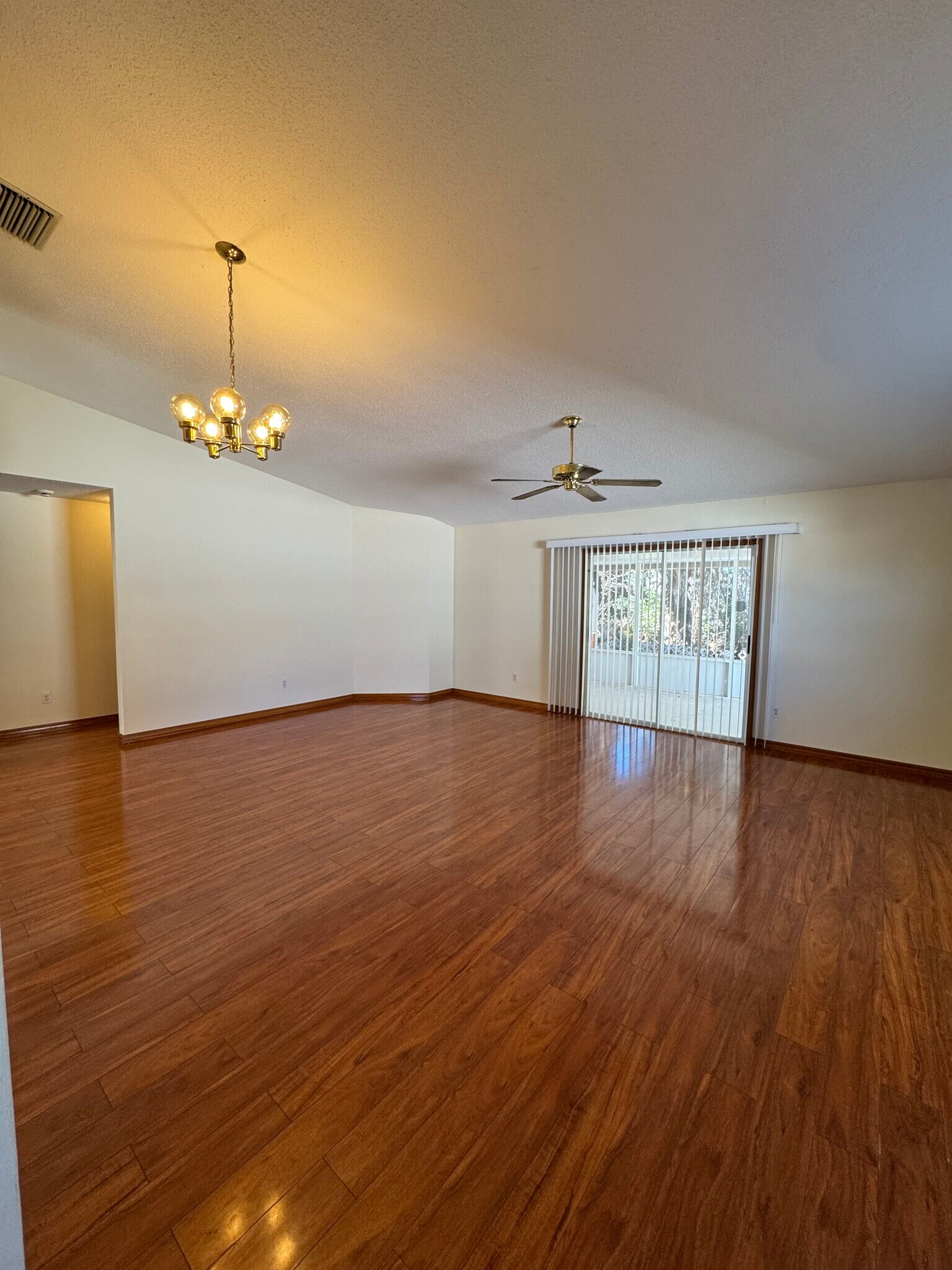 Building Photo - 3554 Irish Ln