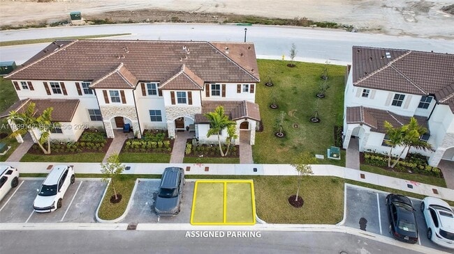 Building Photo - 2650 SE 29th St