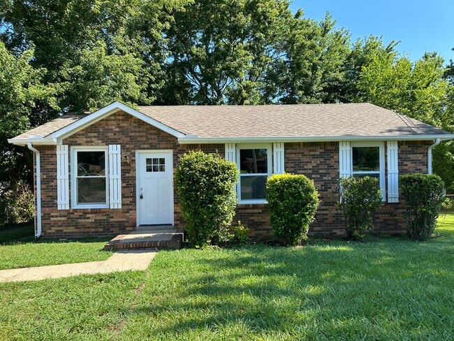Building Photo - 701 Shelton Cir