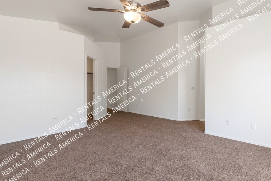 Building Photo - 53 W Del Rio St
