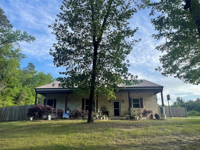 Primary Photo - 5224 Old Israel Rd