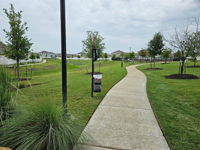 Building Photo - 110 Lavender Ln