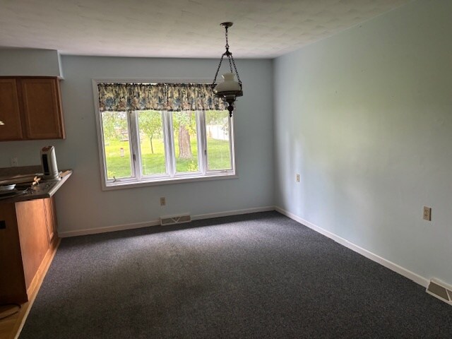 Building Photo - 239 Lynbrook Dr