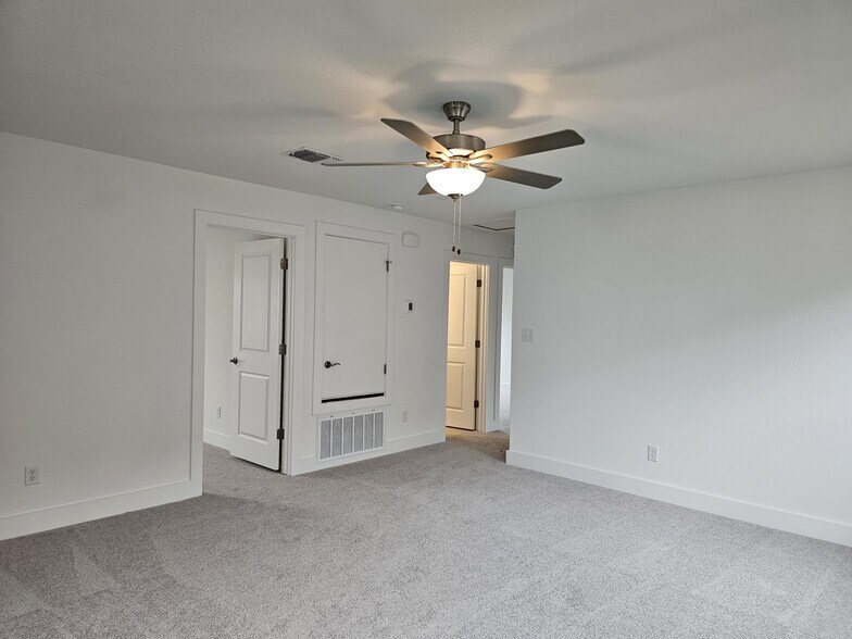 Building Photo - 432 Bristlecone Bnd