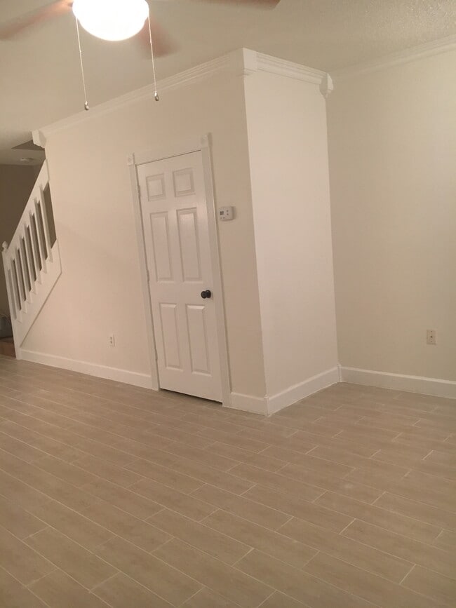 Building Photo - 8652 Hunters Key Cir