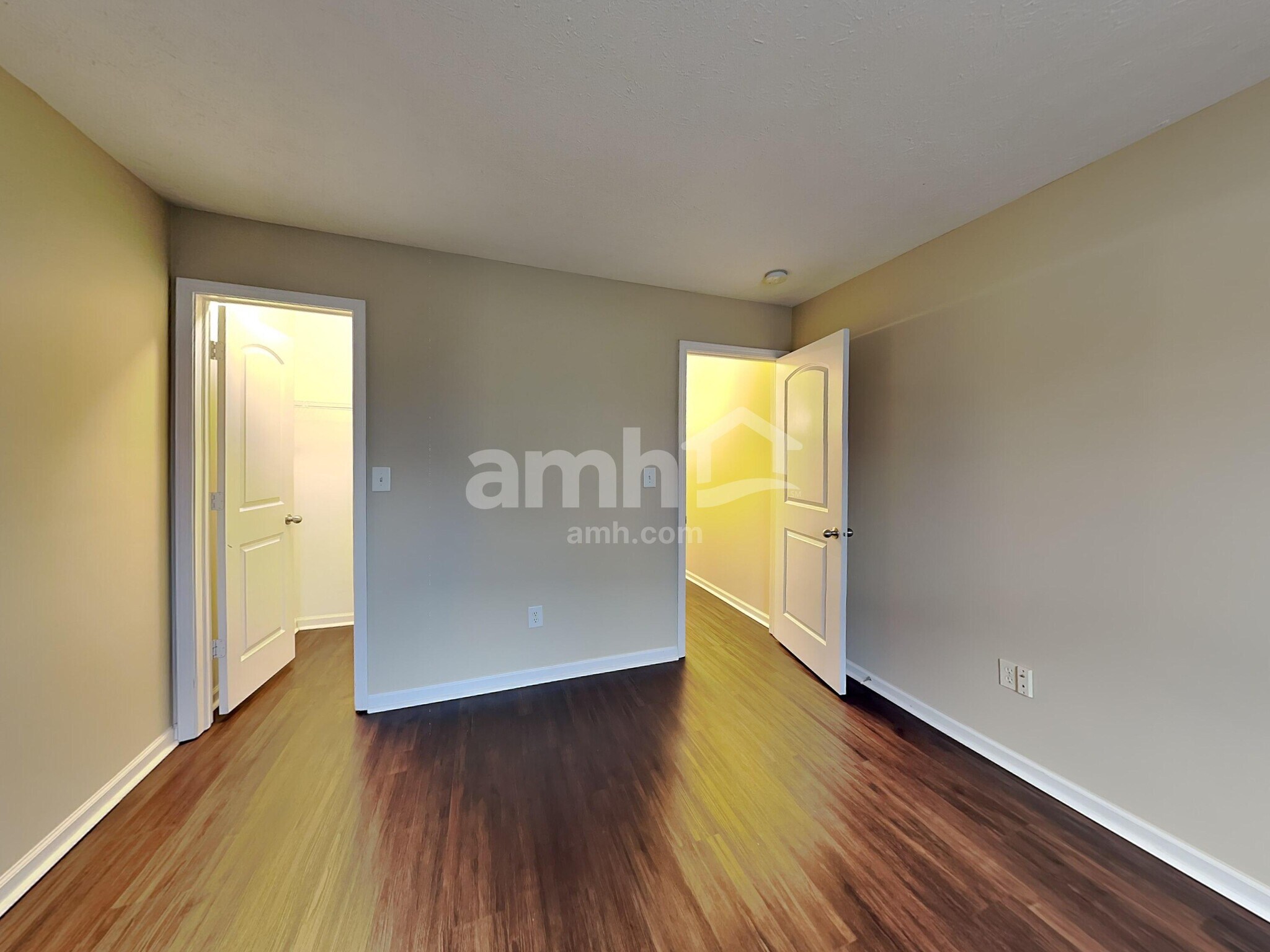 Building Photo - 7276 Burlat Ln