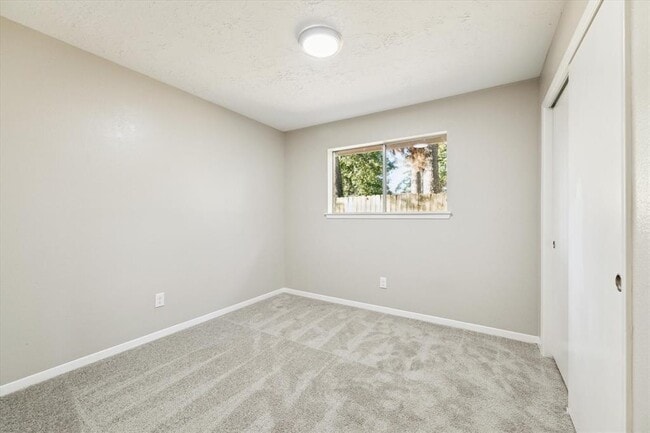 Building Photo - 22811 Cranberry Trail