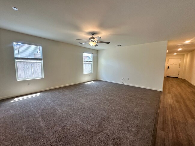 Building Photo - Spacious Tulare home coming soon!