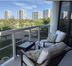 Building Photo - 20185 E Country Club Dr