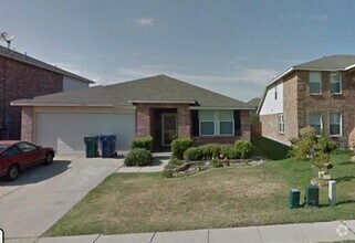 Building Photo - Totally Remodeled 3 bed 2 bath