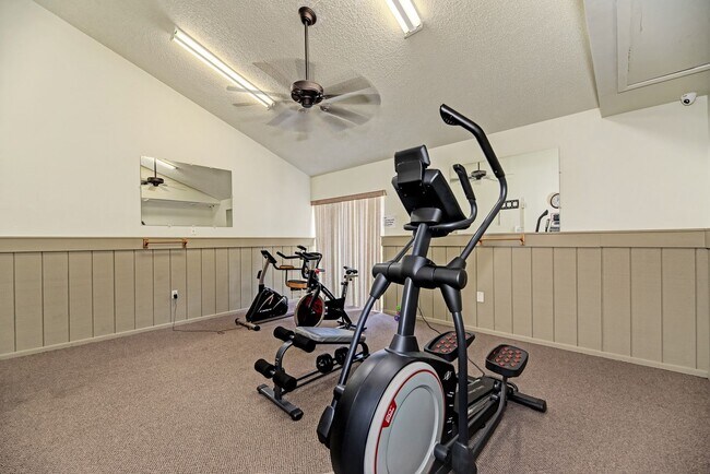 Building Photo - **AVAILABLE STARTING FEBRUARY-APRIL 2026 SEASON FOR $3200/month**