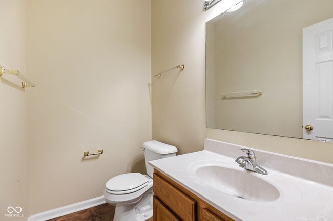 Building Photo - 1361 Midway Ct