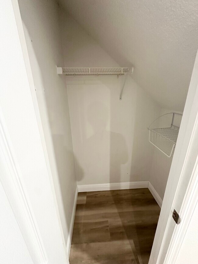 Building Photo - 804 E South St