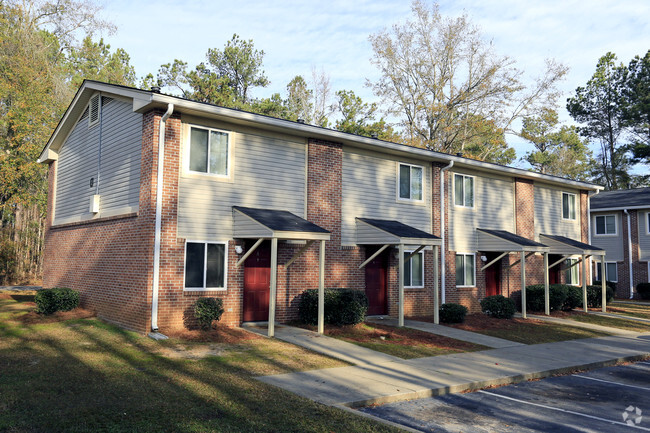 Building Photo - Cedarwood Apartments