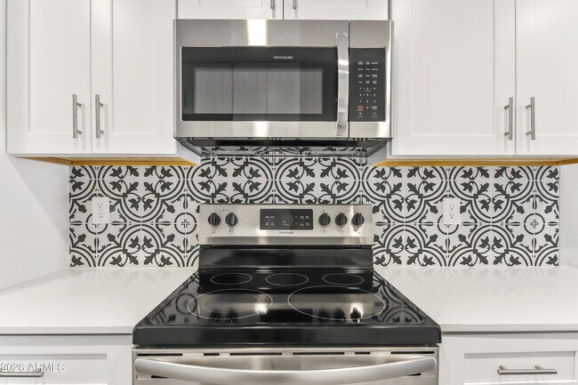 Building Photo - 35 W Medlock Dr