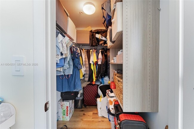 Building Photo - 253 NE 2nd St