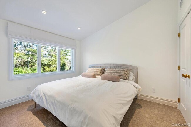 Building Photo - 1 Cooper Ln