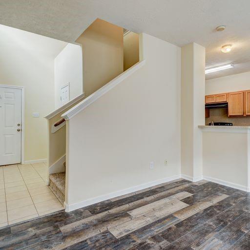 Building Photo - 6130 Yorkglen Manor Ln