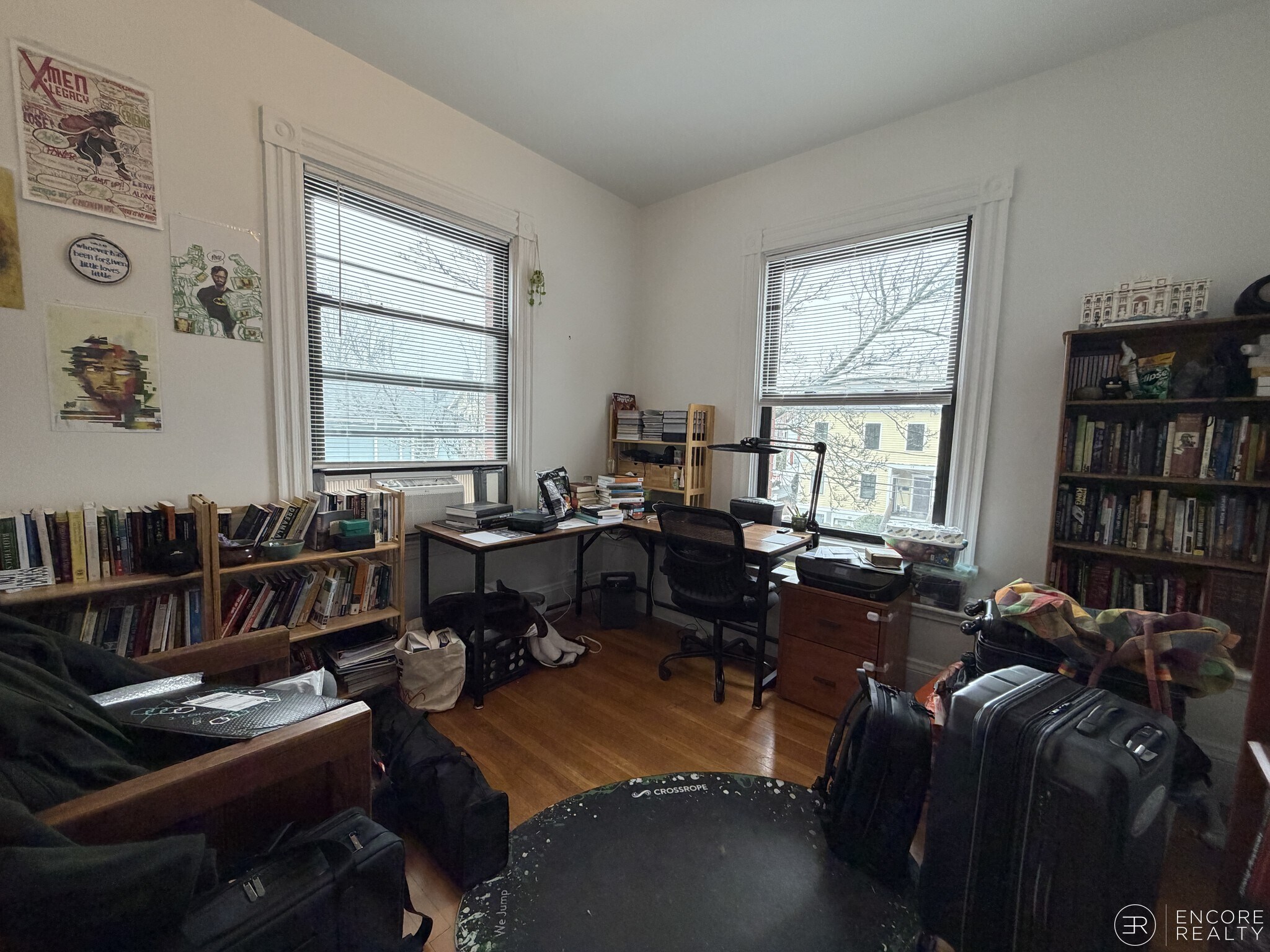 Building Photo - 16 Davis Ave