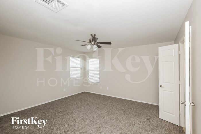 Building Photo - 1821 Prospect Ln