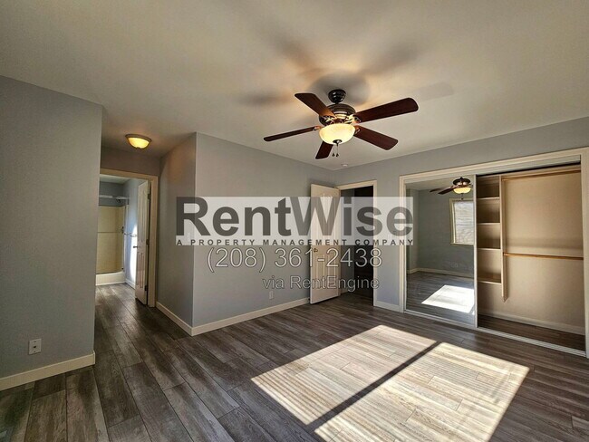Building Photo - 11338 W Marlinwood St