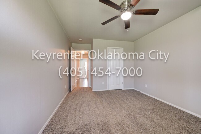 Building Photo - Modern Single Family Home in El Reno, OK!