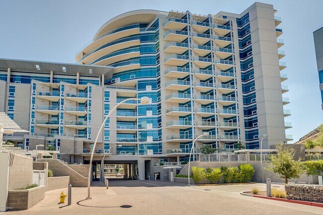 Building Photo - 140 E Rio Salado Pkwy