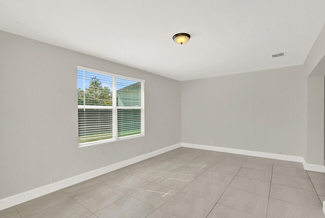 Building Photo - 8392 Pinto Dr