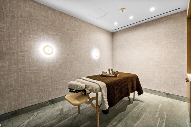 Building Photo - 1747 Leonard St