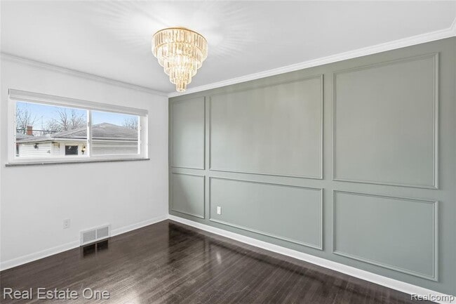 Building Photo - 8528 Norborne Ave