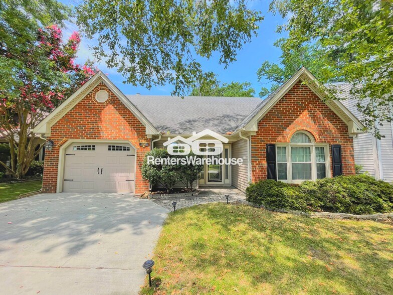 Primary Photo - 2045 Cheshire Forest Ct