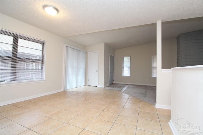 Building Photo - 6948 Spanish Trail