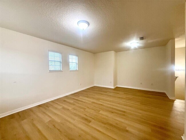 Building Photo - 1642 Buckeye Falls Way