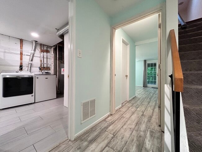 Building Photo - 10378 Bridgetown Pl