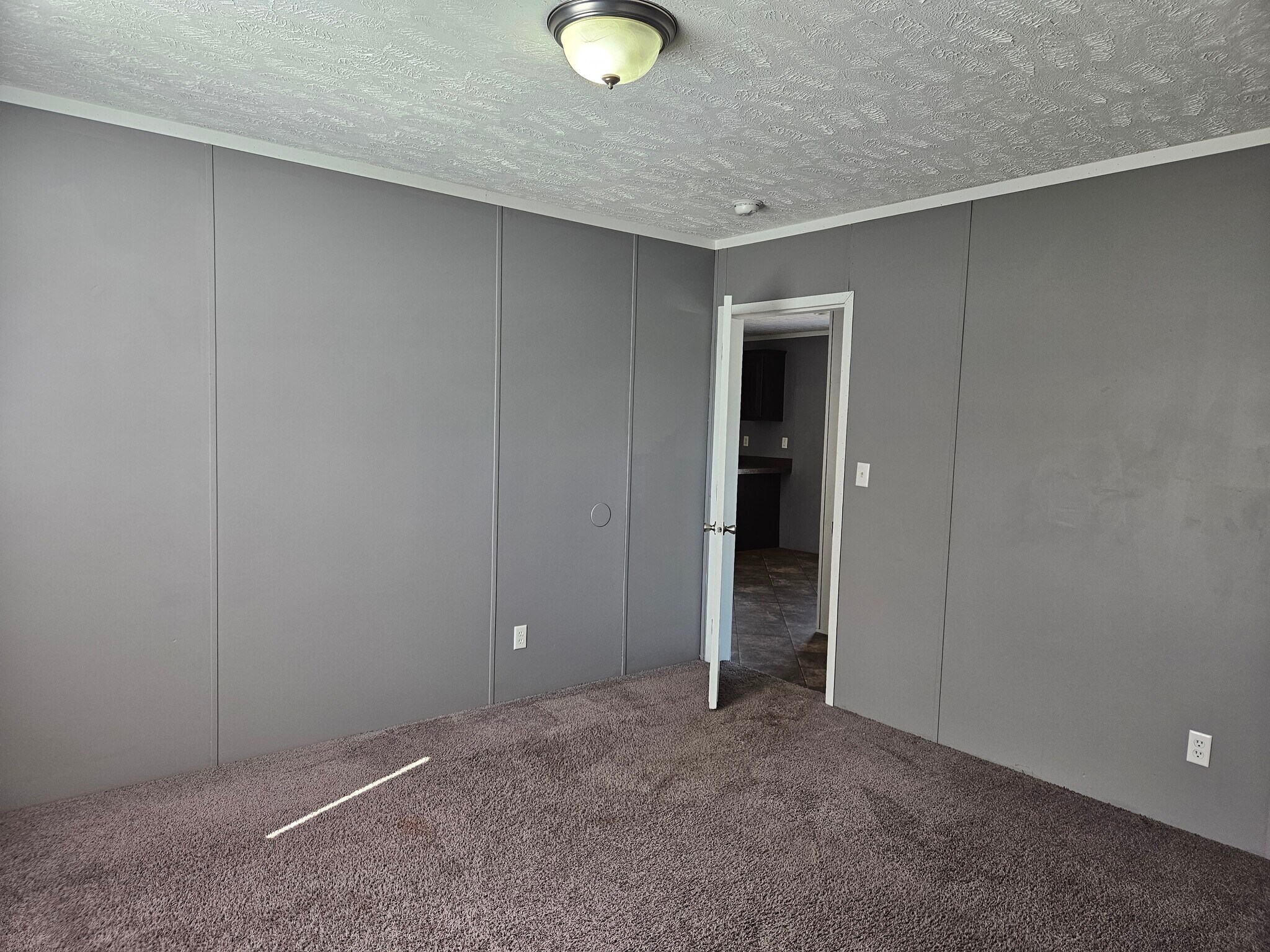 Building Photo - 64 Lynnwood Cir