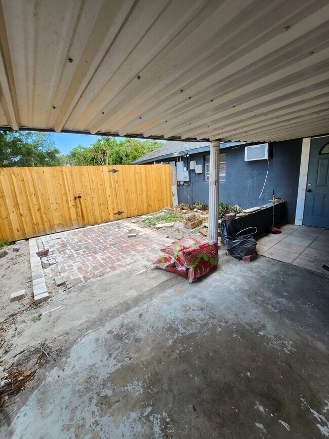 Building Photo - 4730 68th Ln N