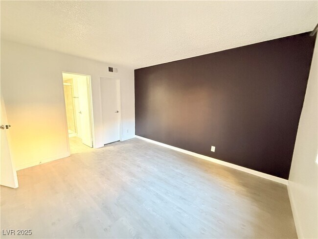 Building Photo - 601 Cabrillo Cir