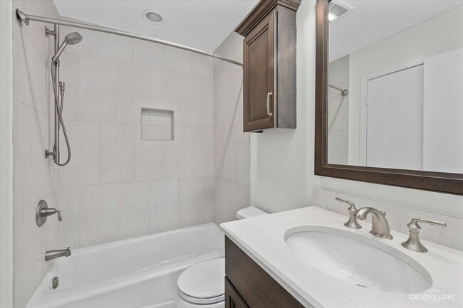 Building Photo - 2629 Oakshire Ct