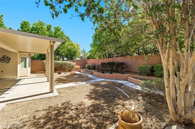 Building Photo - 5771 Alfano Ave