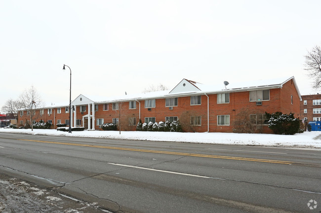 Building Photo - West Warren Apartments