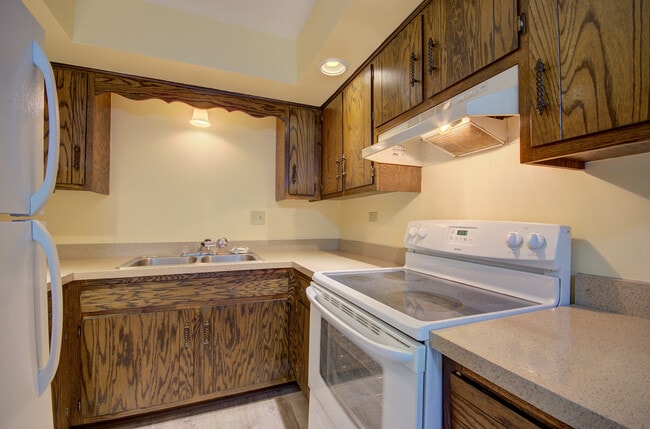 Building Photo - 1608 Richmond St