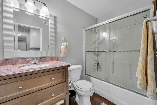 Building Photo - 2815 Minford St